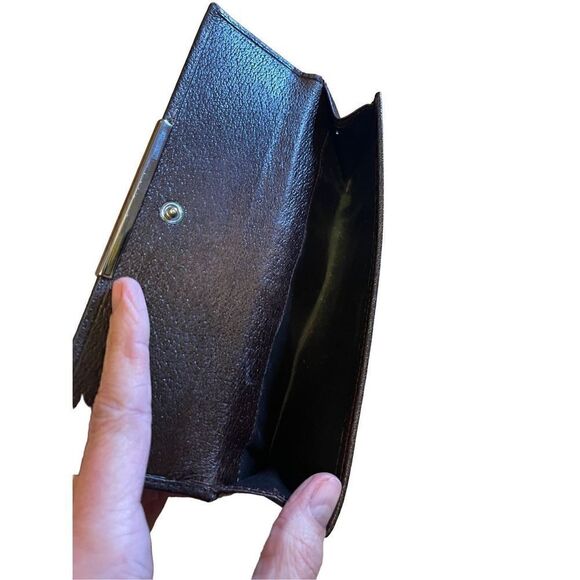 Vintage Gucci Wallet  - Picture 11 of 11
